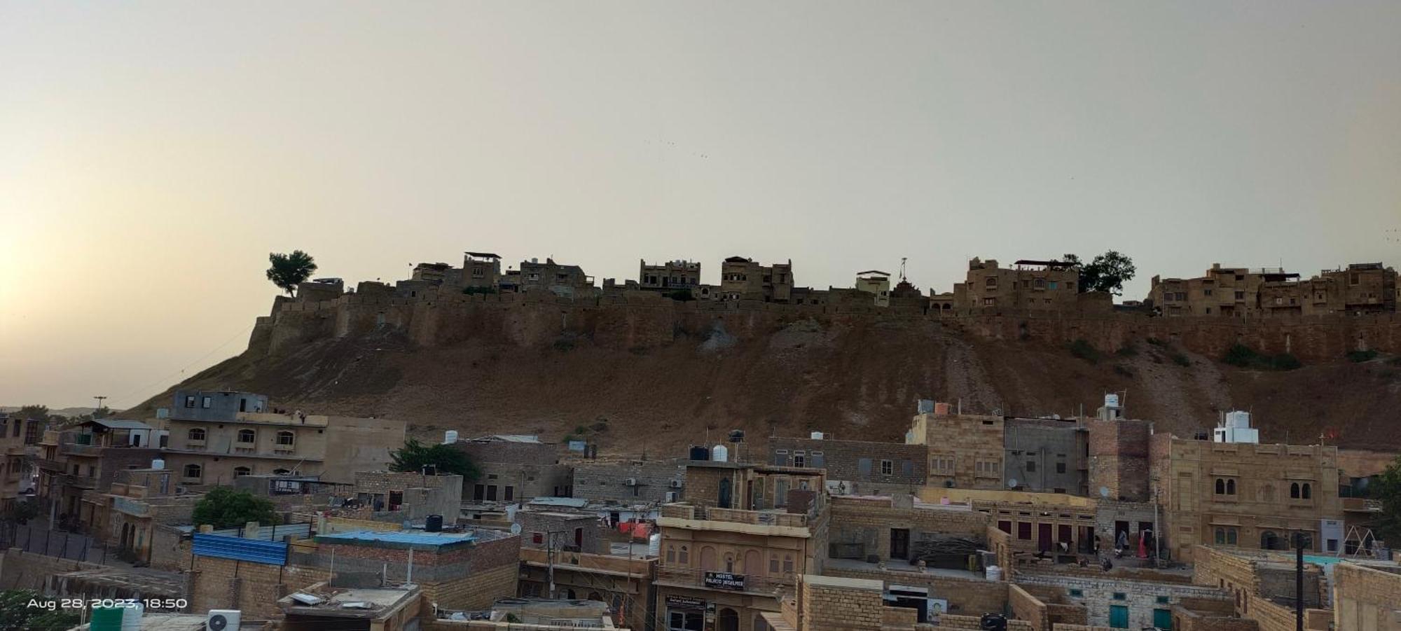 Hotel Sallu Safari Jaisalmer Εξωτερικό φωτογραφία