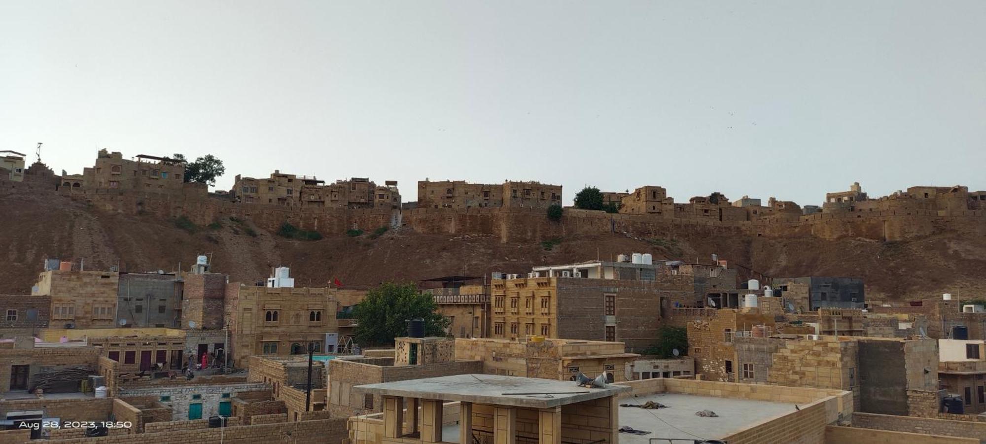 Hotel Sallu Safari Jaisalmer Εξωτερικό φωτογραφία